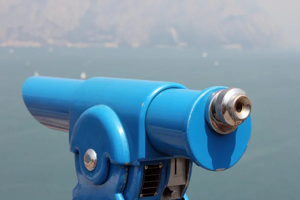 投币式的双筒望远镜 — 图库照片
