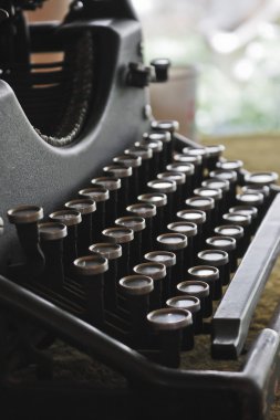 Antique typewriter clipart