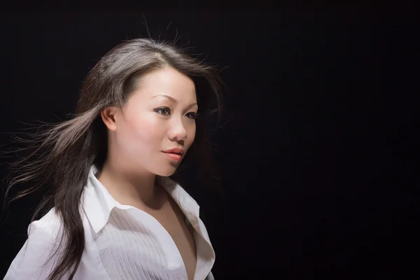 Beautiful asian woman in white — Stock Photo, Image