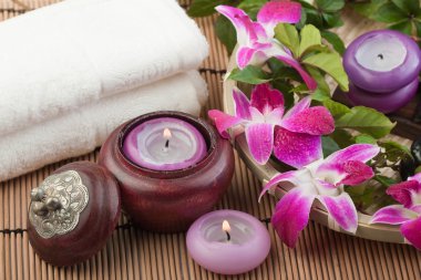 Relaxing spa treatment (1) clipart