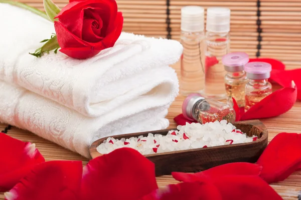 Aroma therapy with roses — Stock Photo, Image
