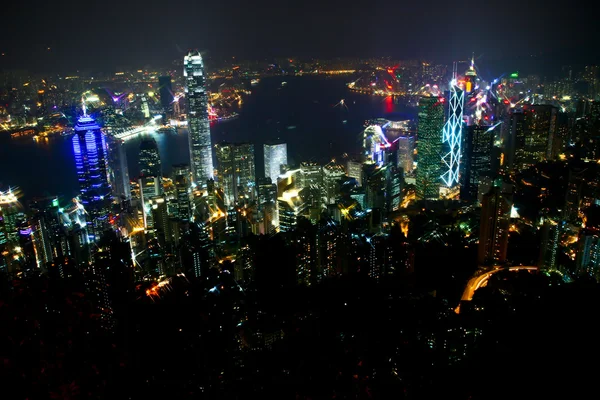 Hong Kong 'da gece sahnesi. — Stok fotoğraf