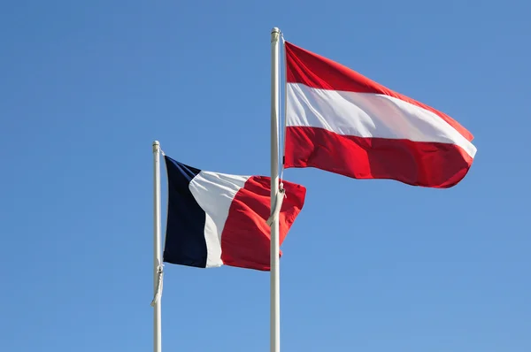 Drapelele Belgiei și Austriei — Fotografie, imagine de stoc