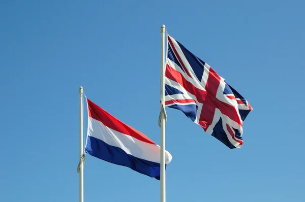 Drapelele Marii Britanii și Olandei — Fotografie, imagine de stoc