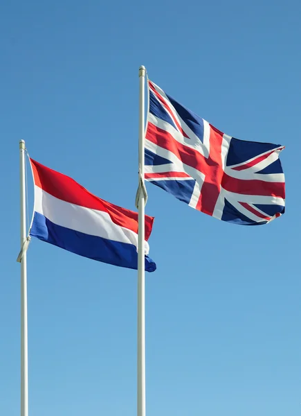 イギリスおよびオランダのフラグ — ストック写真