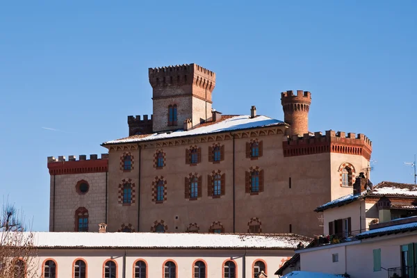 巴罗洛葡萄酒城堡 — 图库照片