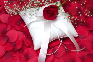 Red Rose on Ring Bearer's Pillow clipart