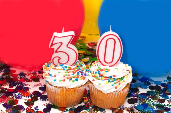Celebração com Balões, Confetti e Cupcake — Fotografia de Stock