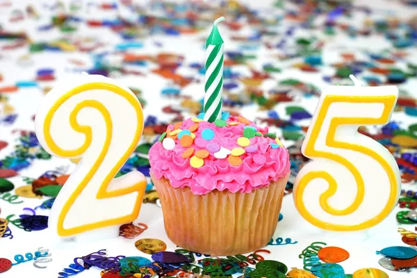 Cupcake de celebración con vela - # 25 — Foto de Stock
