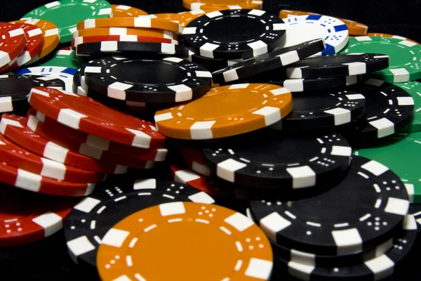 Glücksspielchips isoliert — Stockfoto