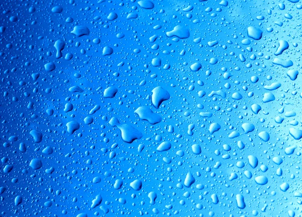 Waterdruppels op auto — Stockfoto
