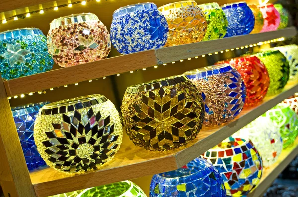 Glass bowls in a market stall — Stock Photo, Image