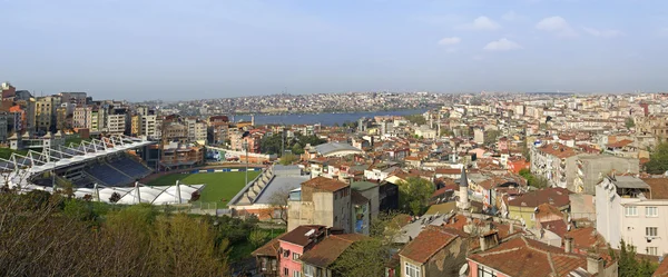 在伊斯坦堡的城市景观 — 图库照片