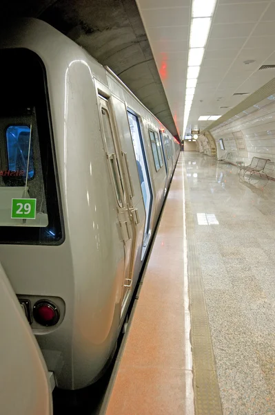 Metro train at an underground station — Stock Photo, Image