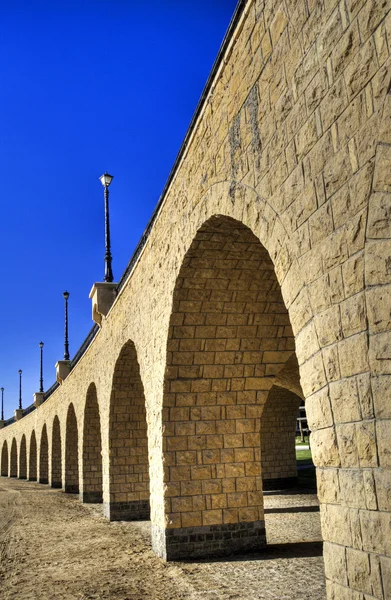 Arcos de un pequeño viaducto — Foto de Stock