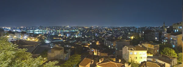 Stadsbilden Visa på natten — Stockfoto