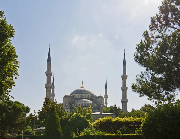 Blick auf die blaue Moschee in Istanbul — Stockfoto