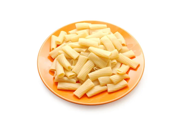 Macarrão alimentos em prato laranja — Fotografia de Stock