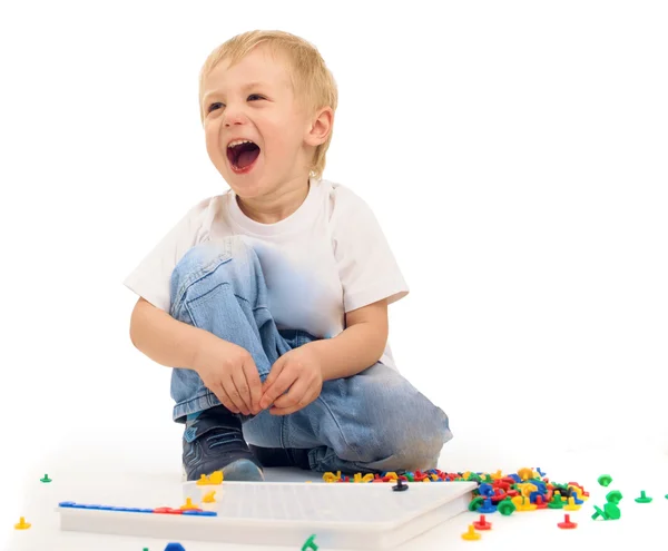 Çocuk oyun ve gülüyor — Stok fotoğraf