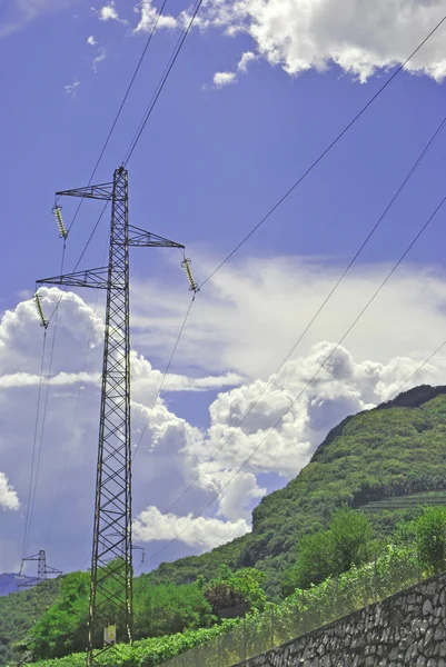 Pylon elektryczny — Zdjęcie stockowe