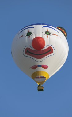 bir palyaço balon
