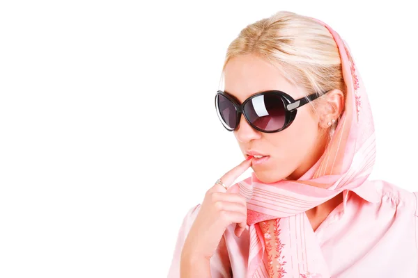 Schöne Sinnlichkeit Mädchen mit Sonnenbrille — Stockfoto