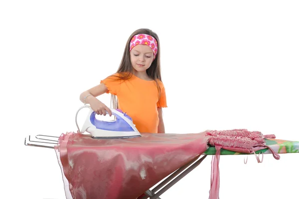 Mädchen streichelt ihr Kleid — Stockfoto
