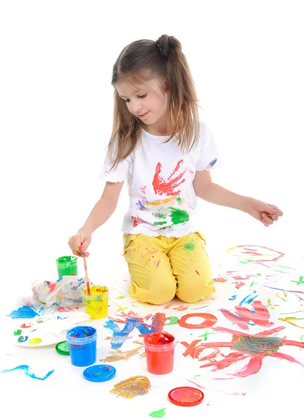 Το κοριτσάκι ζωγραφίζει — Φωτογραφία Αρχείου