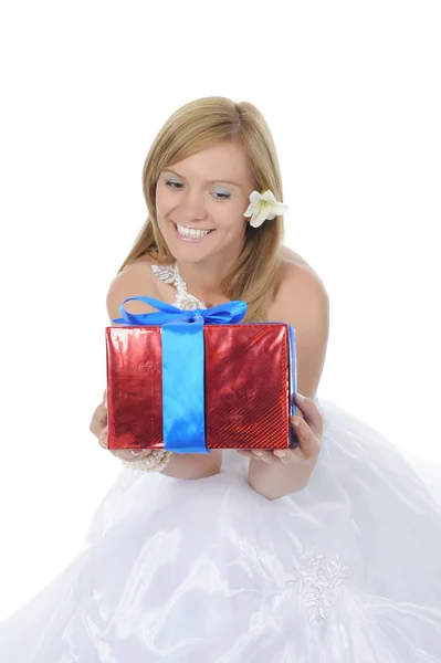 Bride hugging gift box — Stock Photo, Image