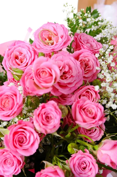 粉红色新娘花束 — 图库照片