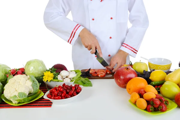 Chef corta os legumes — Fotografia de Stock