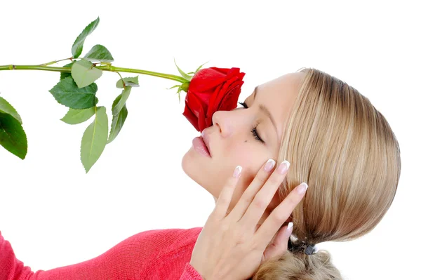 Piękna blond dziewczyna z czerwona róża — Zdjęcie stockowe