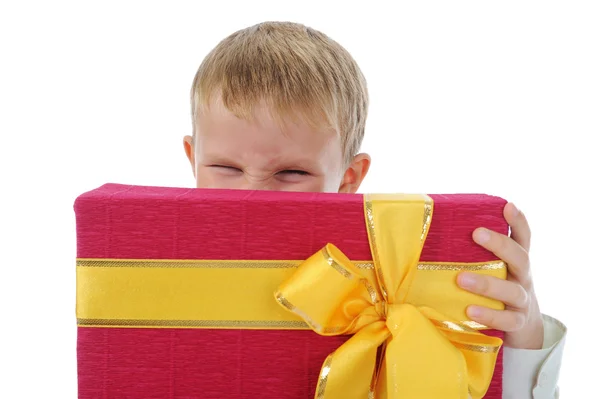 Boy holding present box — Stock Photo, Image