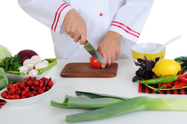 Chef cuts the vegetables — Stok fotoğraf