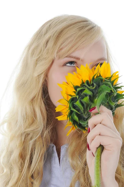 Blondine mit Sonnenblume — Stockfoto