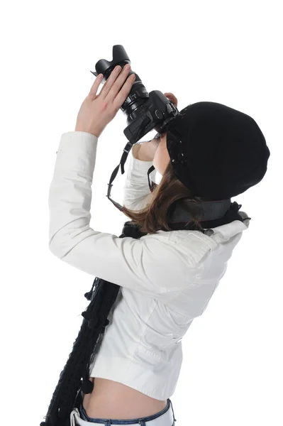 Mujer sostiene una cámara —  Fotos de Stock