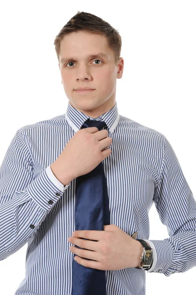 Bild eines Geschäftsmannes, der seine Krawatte justiert — Stockfoto