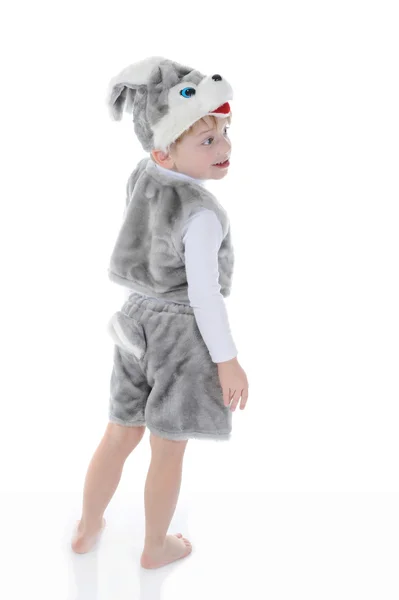 Liten pojke i kostymer hare — Stockfoto