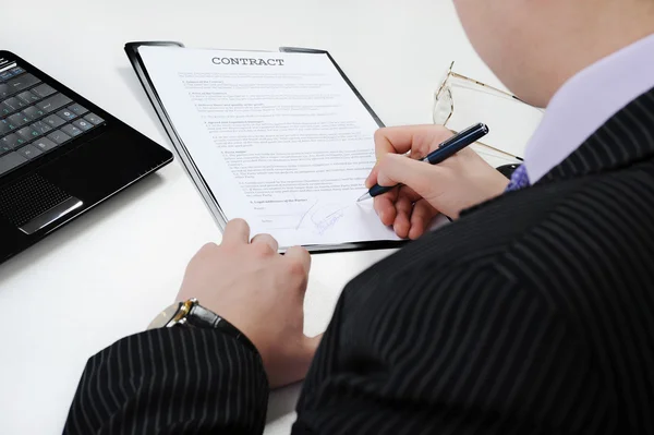 Businessman Signs Contract Table Office — Stock Photo, Image