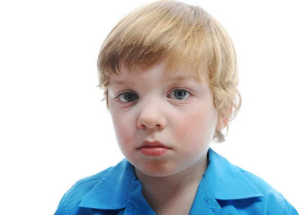 幸せな小さな男の子の肖像画 白い背景で隔離 — ストック写真