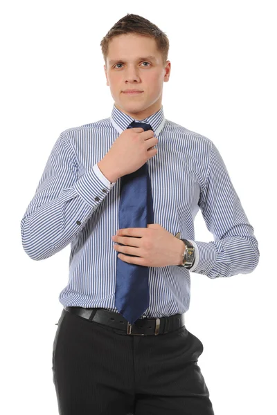 Изображение бизнесмена, регулирующего галстук — стоковое фото