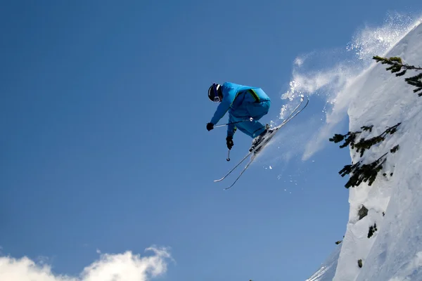 Jumping skier — Stock Photo, Image