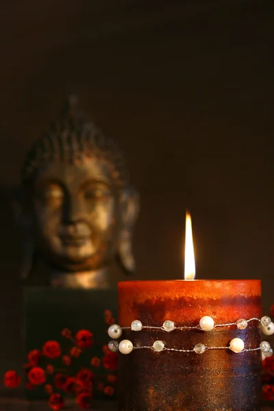 Zen candle and buddha statue — Stock Photo, Image