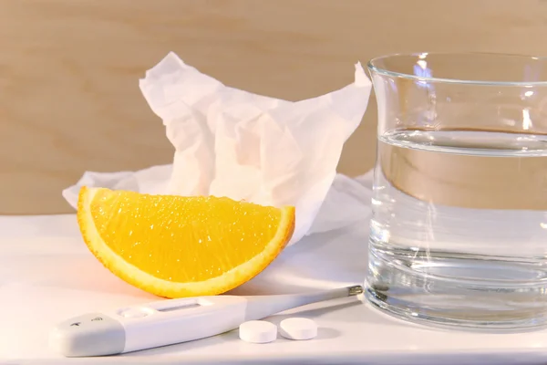 Вітамін С для боротьби з застудою — стокове фото