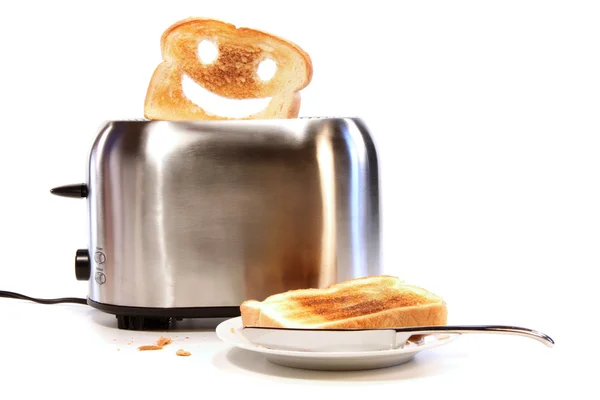 Tost ekmeğine beyaz ekmek kızartma makinesi — Stok fotoğraf
