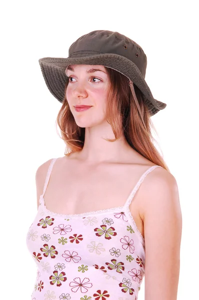 帽子を持つ若い女性. — Stock fotografie
