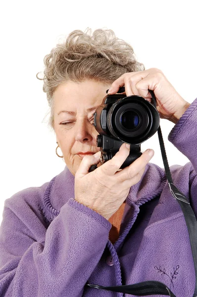 Wanita senior dengan kamera . — Stok Foto