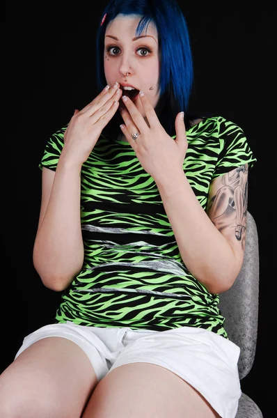 Scared blue haired girl. — Stock Photo, Image