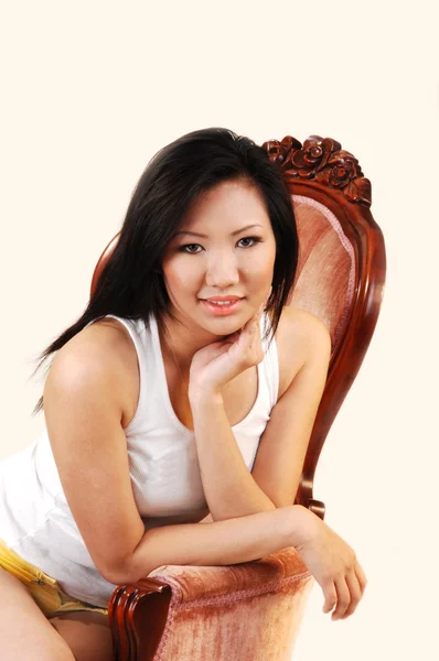 Vacker asiatisk kvinna. — Stockfoto