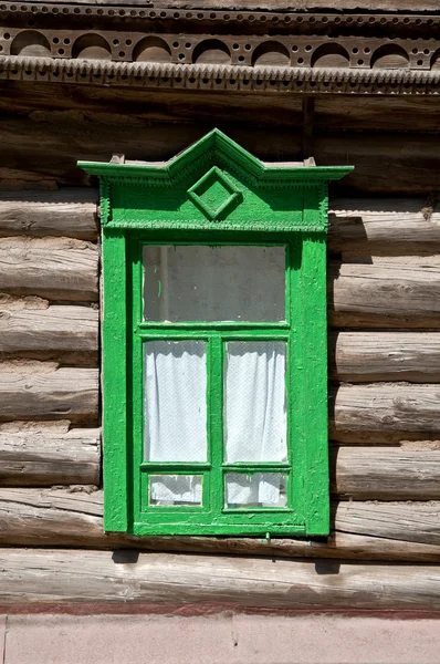 Stare okna. — Zdjęcie stockowe